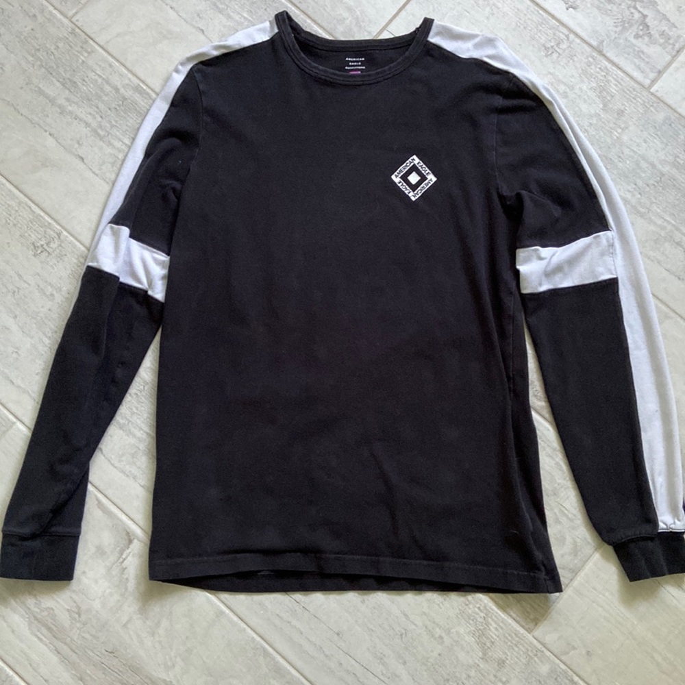 American Eagle Outfitters black long sleeve shirt